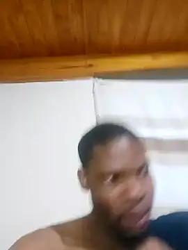 Snapshot of Malibongwe17 chatting on 24, 9, 2025 Malibongwe17 online show from 24, 9, 2025