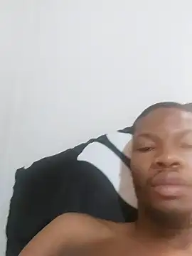 Snapshot of Malibongwe17 chatting on 21, 9, 2025 Malibongwe17 online show from 21, 9, 2025