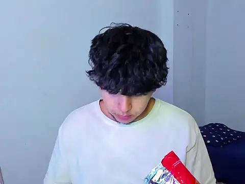 Snapshot of cody_johson chatting on 23, 12, 2025 cody johson online show from 23, 12, 2025