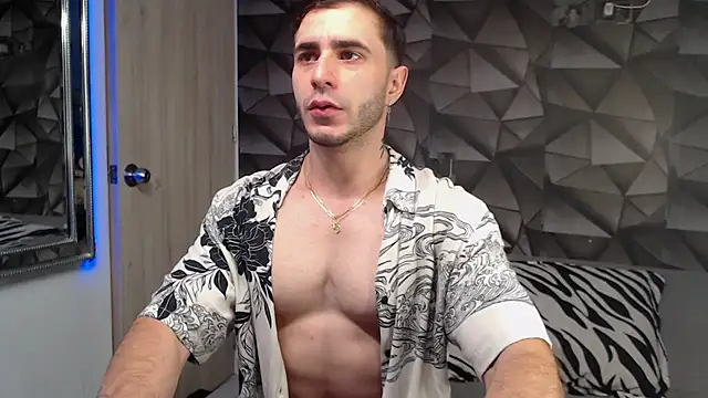 Latino stud4u online show from 18, 9, 2025