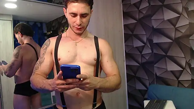 Latino stud4u online show from 7, 2, 2025