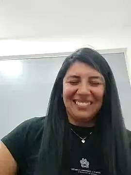 Snapshot of aisha_latina chatting on 31, 1, 2025 aisha latina online show from 31, 1, 2025
