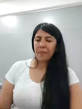 Snapshot of aisha_latina chatting on 27, 2, 2025 aisha latina online show from 27, 2, 2025