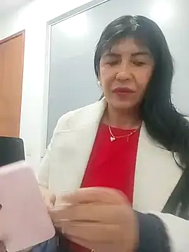Snapshot of aisha_latina chatting on 18, 9, 2025 aisha latina online show from 18, 9, 2025