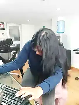 aisha latina online show from 2, 12, 2025