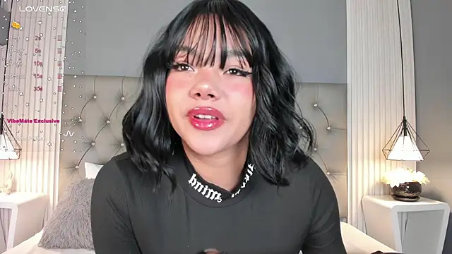 ValerieDiaz  online show from 27, 9, 2025