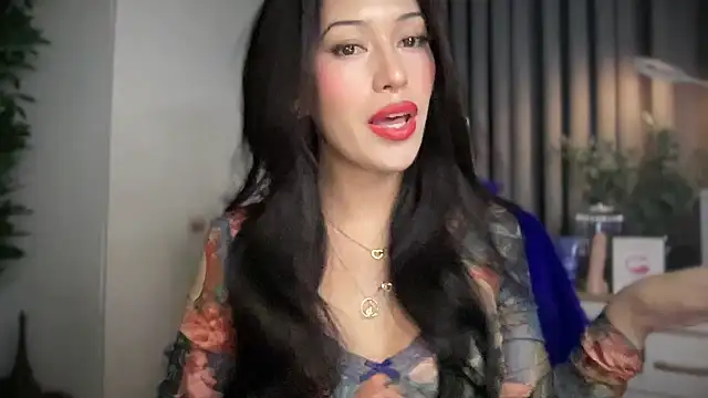 Snapshot of Jasmine_Elcock chatting on 19, 6, 2026 Jasmine Elcock online show from 19, 6, 2026