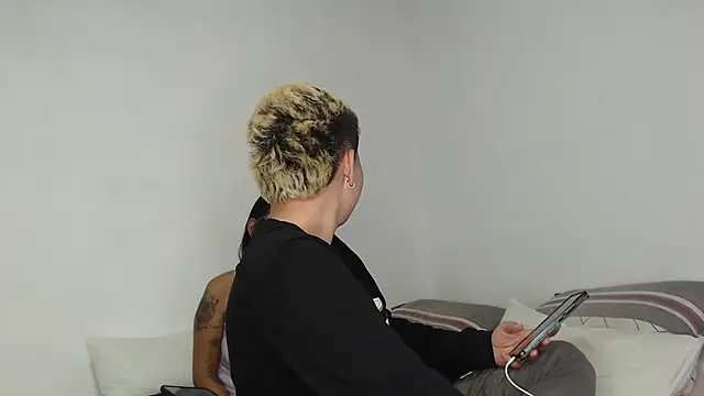 kathy luisa online show from 25, 3, 2026