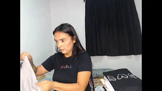 kathy luisa online show from 13, 4, 2026