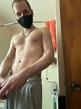 Snapshot of Cloudd_Kingg_Iceyyy chatting on 6, 5, 2026 Cloudd Kingg Iceyyy online show from 6, 5, 2026