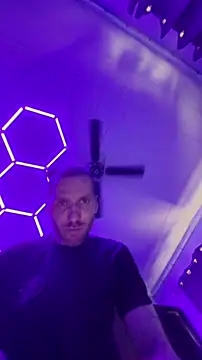 Cloudd Kingg Iceyyy online show from 23, 3, 2026