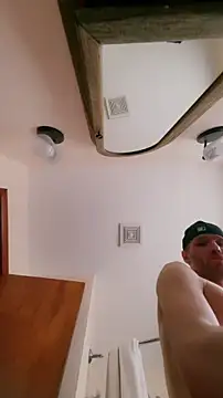 Cloudd Kingg Iceyyy online show from 6, 2, 2026