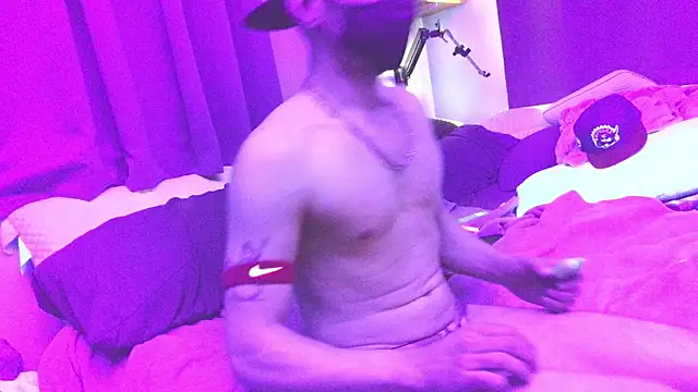 Snapshot of Cloudd_Kingg_Iceyyy chatting on 13, 5, 2026 Cloudd Kingg Iceyyy online show from 13, 5, 2026