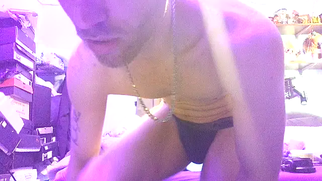 Snapshot of Cloudd_Kingg_Iceyyy chatting on 27, 5, 2026 Cloudd Kingg Iceyyy online show from 27, 5, 2026