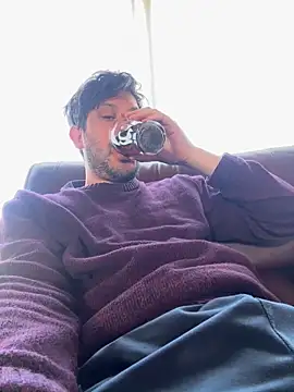 Taxidriver1988 online show from 3, 3, 2025