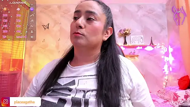 Snapshot of agathaxxx-69 chatting on 1, 10, 2025 agathaxxx-69 online show from 1, 10, 2025