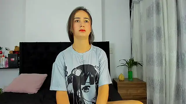 AndreaStivens online show from 6, 11, 2025