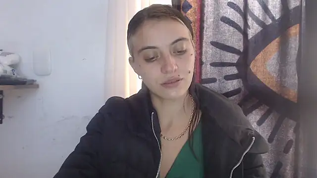 Snapshot of mariecam420 chatting on 25, 2, 2025 mariecam420 online show from 25, 2, 2025