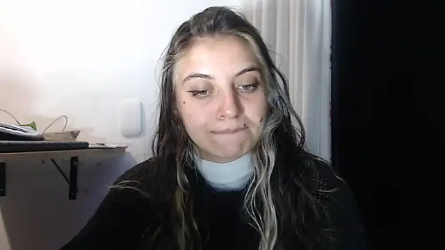 Snapshot of mariecam420 chatting on 15, 2, 2025 mariecam420 online show from 15, 2, 2025
