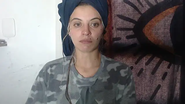 Snapshot of mariecam420 chatting on 28, 2, 2025 mariecam420 online show from 28, 2, 2025