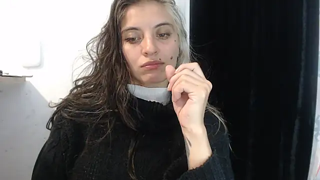 Snapshot of mariecam420 chatting on 15, 2, 2025 mariecam420 online show from 15, 2, 2025
