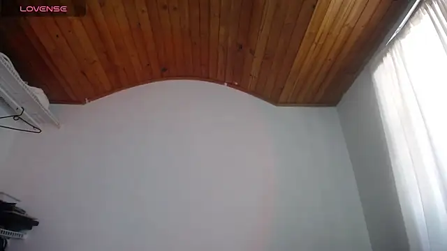 Snapshot of mariecam420 chatting on 1, 12, 2025 mariecam420 online show from 1, 12, 2025