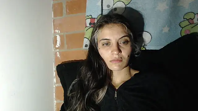 Snapshot of mariecam420 chatting on 9, 3, 2025 mariecam420 online show from 9, 3, 2025