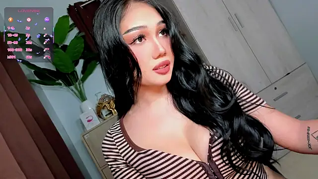 Snapshot of Icon1c_LiLy chatting on 24, 5, 2026 Icon1c LiLy online show from 24, 5, 2026
