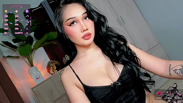 Snapshot of Icon1c_LiLy chatting on 13, 5, 2026 Icon1c LiLy online show from 13, 5, 2026