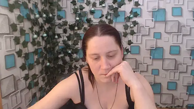 JosieJun  online show from 27, 1, 2025