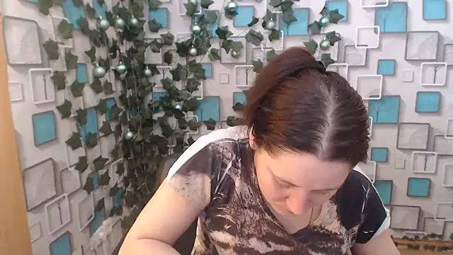 JosieJun  online show from 30, 1, 2025