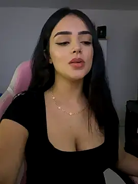 anniehart online show from 8, 11, 2025