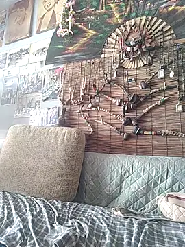 Little suzy5 online show from 16, 2, 2026