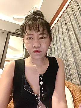 Little suzy5 online show from 6, 11, 2025