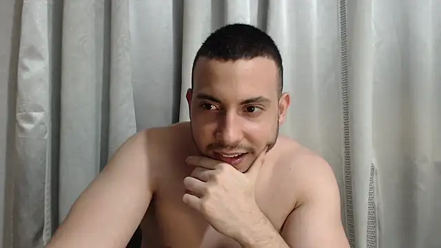 Snapshot of Armando_2002 chatting on 6, 5, 2026 Armando 2002 online show from 6, 5, 2026
