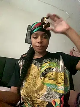 CutieFrmthehood online show from 27, 9, 2025