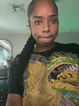 CutieFrmthehood online show from 28, 9, 2025