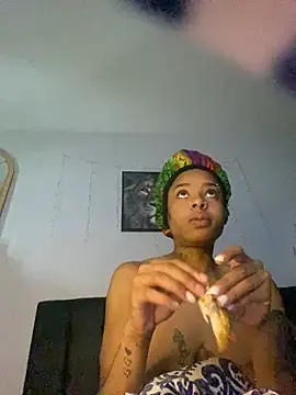 CutieFrmthehood online show from 11, 1, 2025