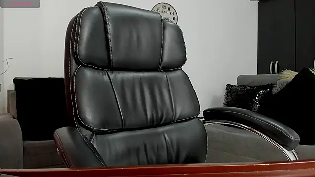 alissondomitt online show from 4, 3, 2025