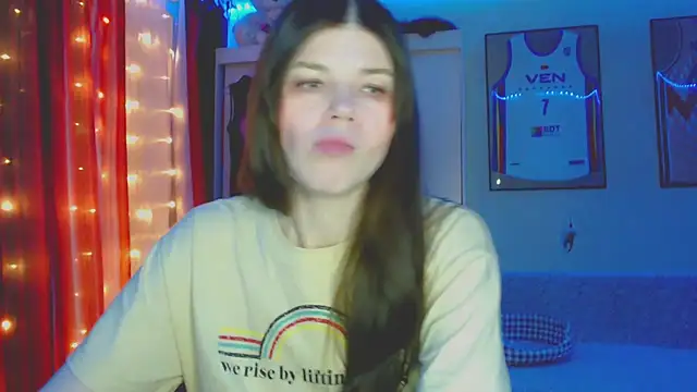 Snapshot of Klementa chatting on 13, 5, 2026 Klementa online show from 13, 5, 2026