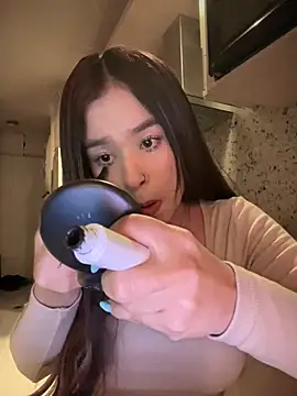 bella parisi online show from 30, 1, 2025