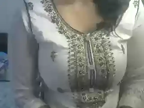 Snapshot of SiaraSiyA chatting on 2, 2, 2025 SiaraSiyA online show from 2, 2, 2025