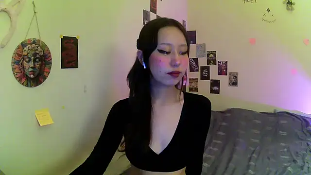 hazelseason online show from 30, 11, 2025