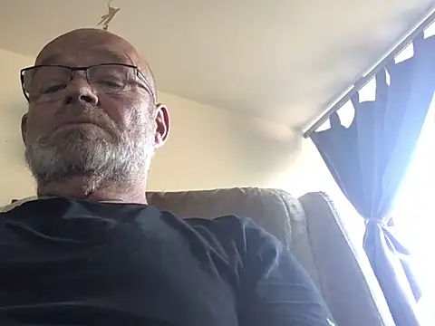 Snapshot of harburger40 chatting on 16, 6, 2026 harburger40 online show from 16, 6, 2026