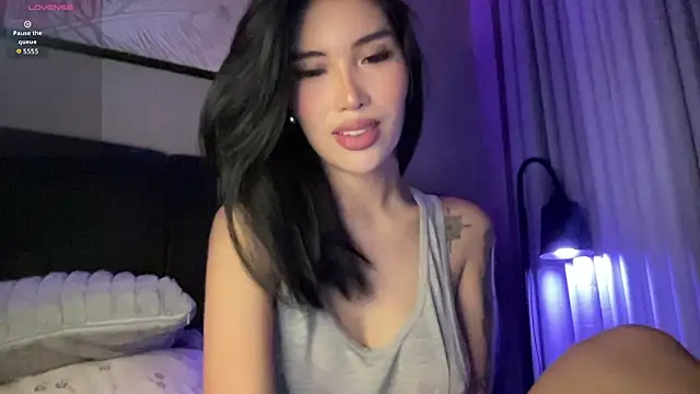 Snapshot of BadassBabee chatting on 3, 11, 2025 BadassBabee online show from 3, 11, 2025