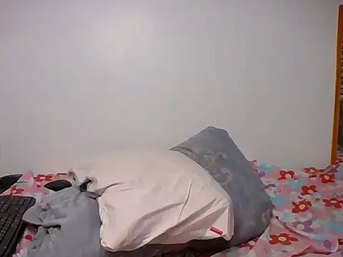 Pink pussy - online show from 10, 10, 2025