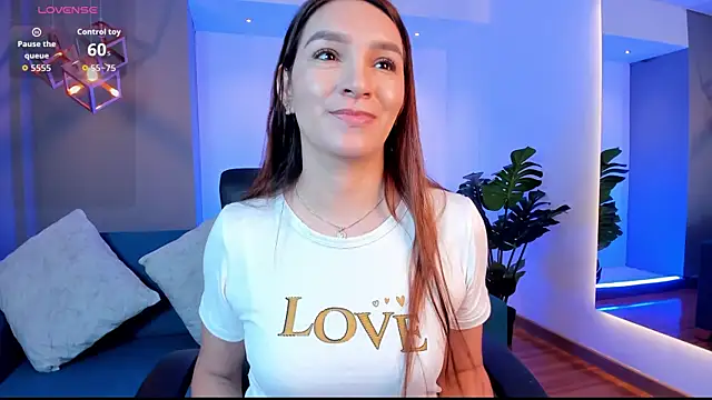 miataylorr1 online show from 11, 7, 2026