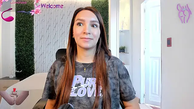 Snapshot of miataylorr1 chatting on 18, 5, 2026 miataylorr1 online show from 18, 5, 2026