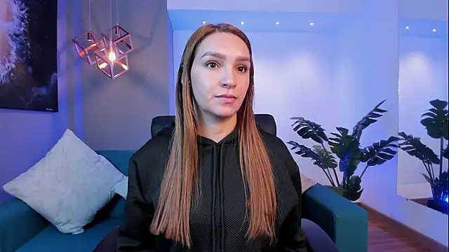 miataylorr1 online show from 18, 2, 2026