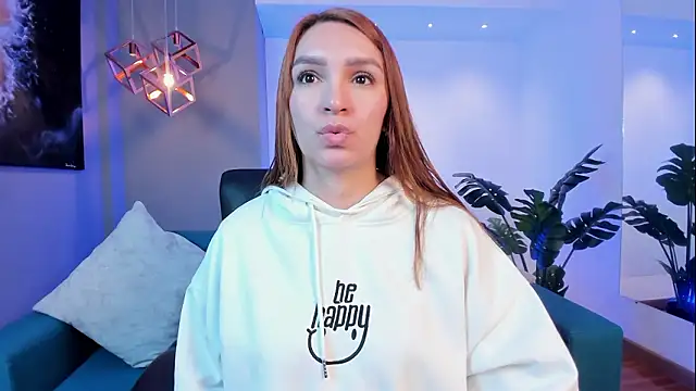 miataylorr1 online show from 19, 2, 2026